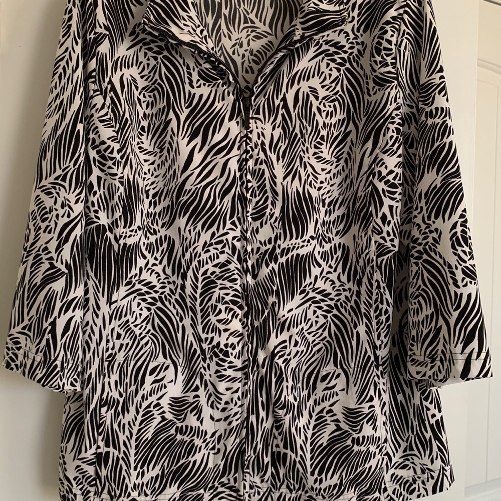 Zenergy 3/4 Sleeve Lightweight Print Jacket